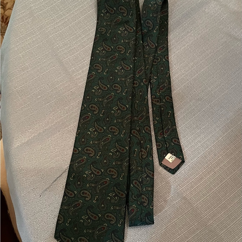 Halston silk tie